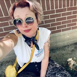 Meet your Posher, Jackie